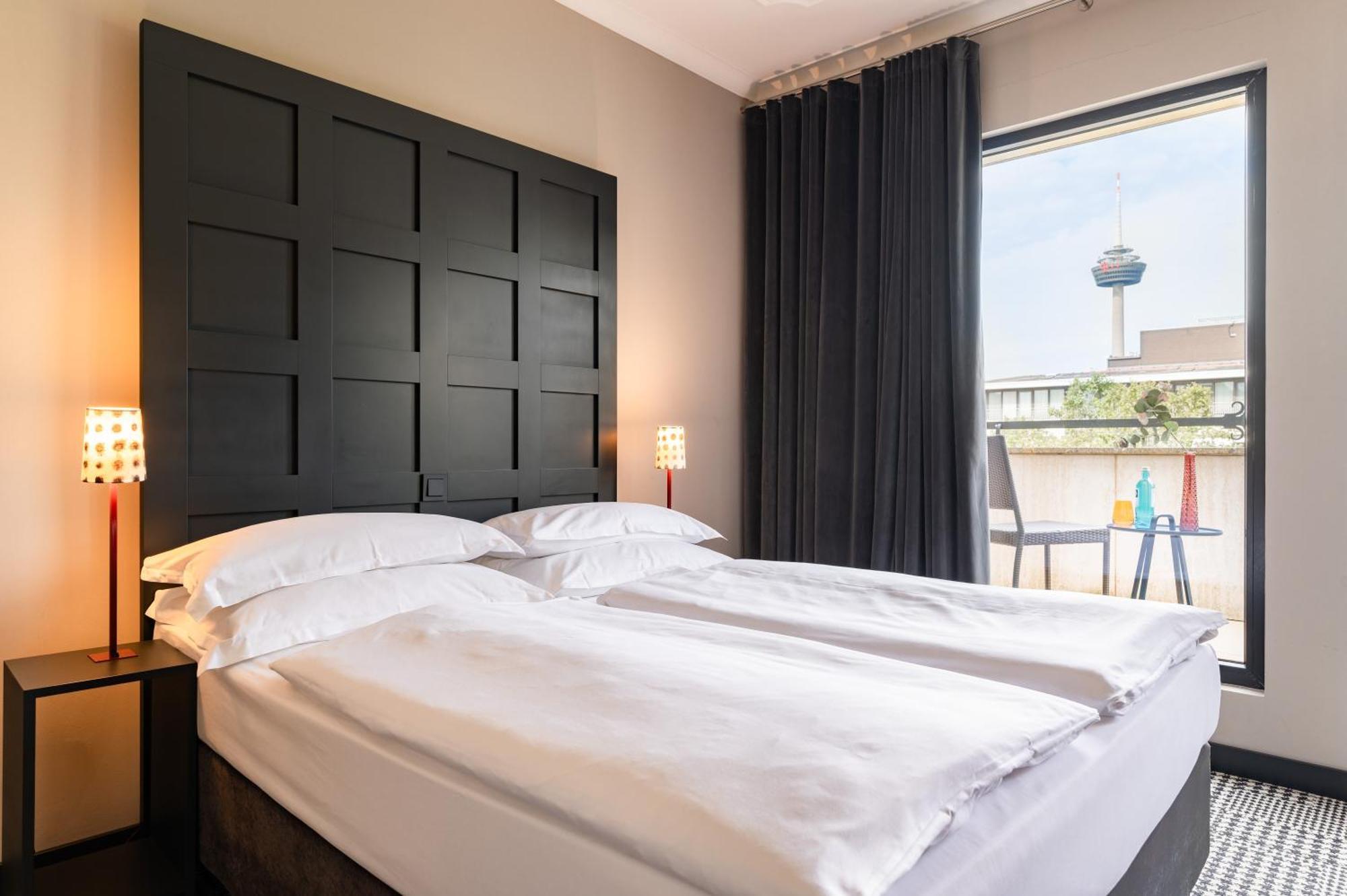 The Midtown Hotel Кёльн Экстерьер фото